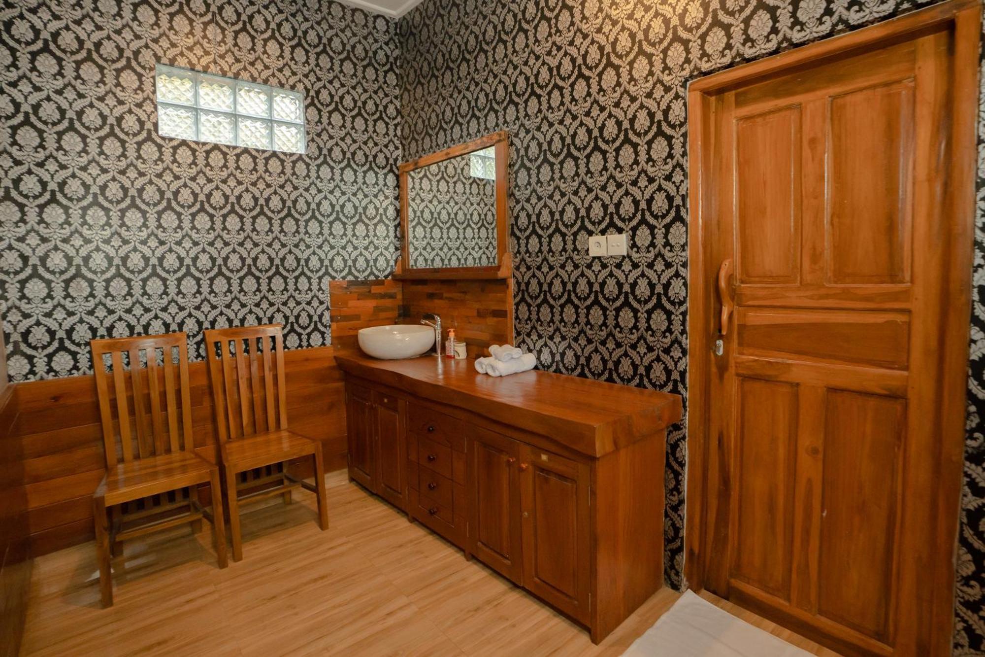 Bima Sakti Homestay Echo Beach Canggu Exteriör bild